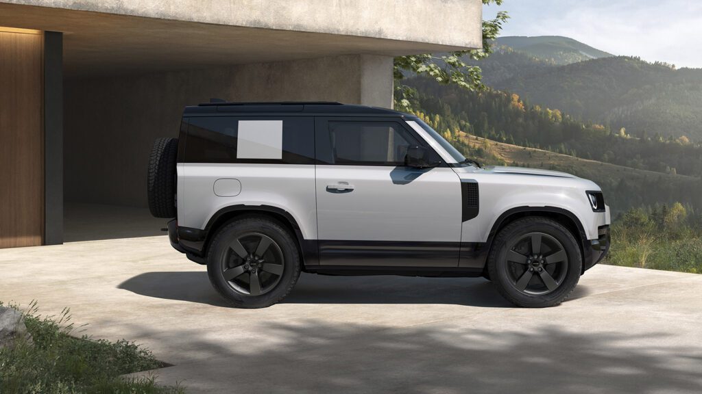 Land Rover Defender update SUV offroader MY26 (2025)