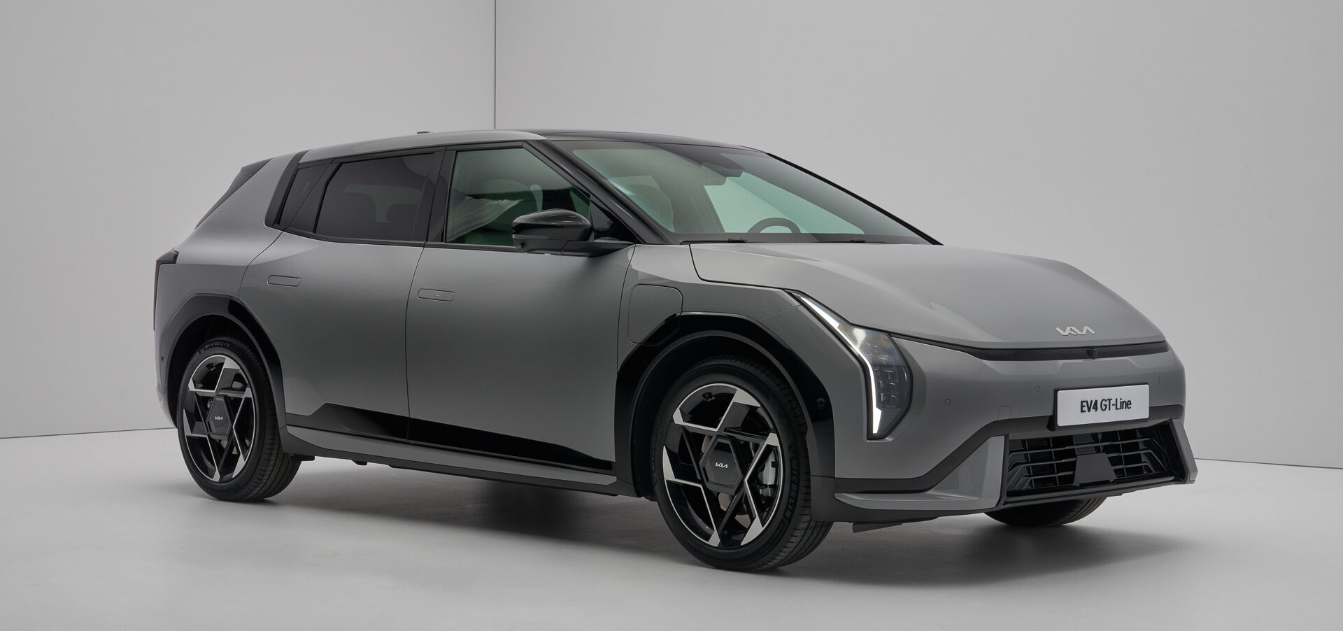 Kia opent bestelboeken van de EV4 + alle prijzen!