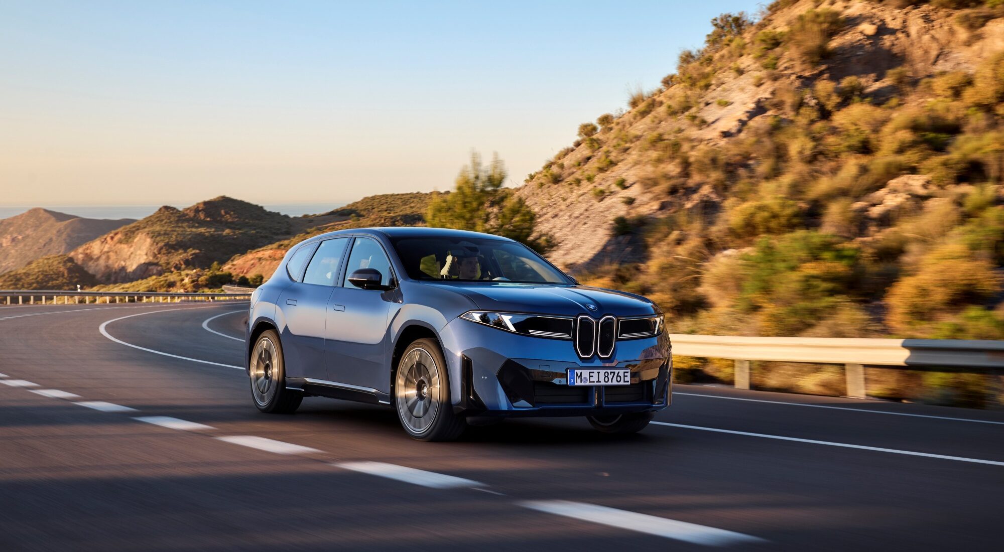 BMW iX3 40 is nieuwe instapversie van de Neue Klasse elektrische SUV, krijgt 635 km rijbereik