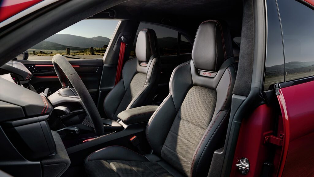 Porsche Macan GTS Electric EV SUV 571 pk (2025)