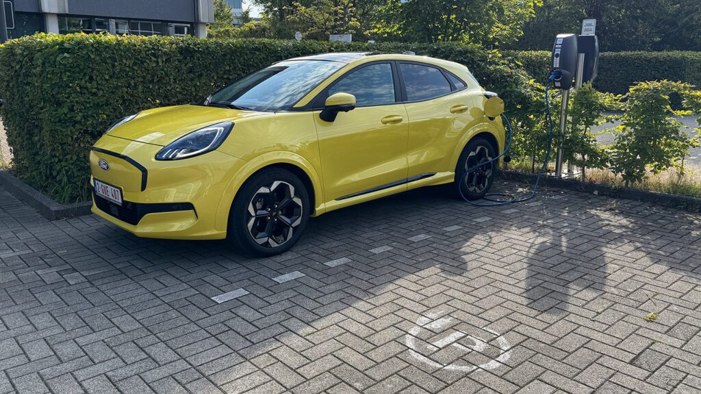 Test Ford Puma Gen-E EV SUV 168 pk (2025)