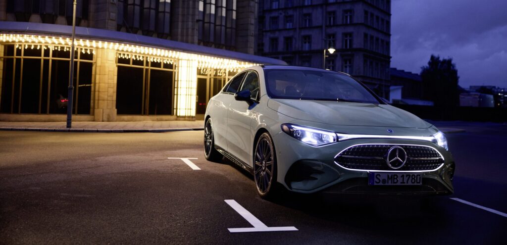 Mercedes CLA nu ook als hybride: dit zijn de prijzen
