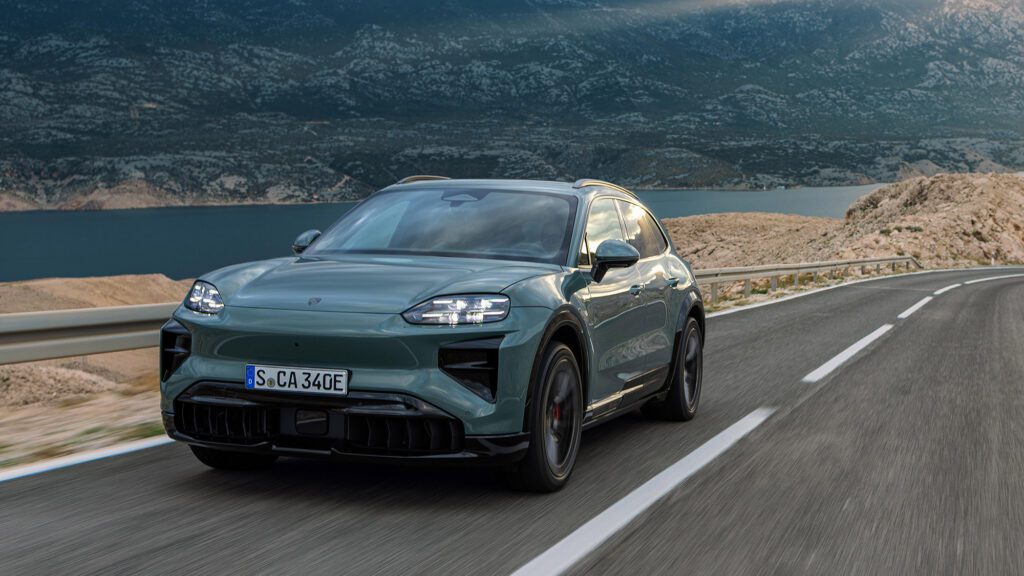 Porsche Cayenne Electric EV SUV E4 (2025)