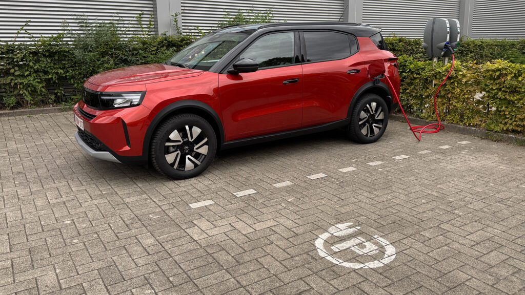 Test Opel Frontera SUV EV 113 pk 44 kWh (2025)