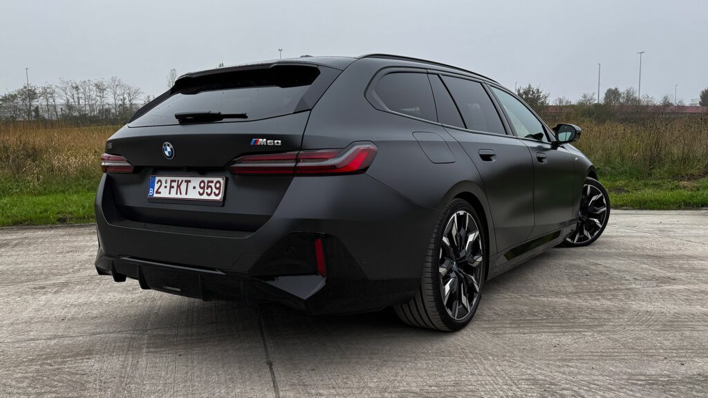 Test BMW i5 Touring M60 xDrive EV 601 pk G61 (2026)