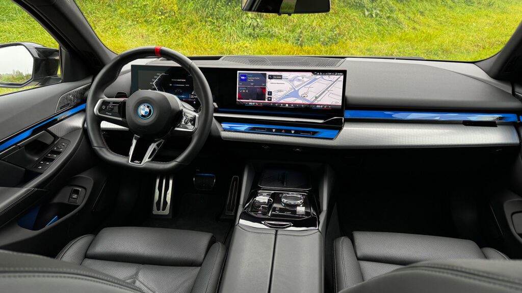 Test BMW i5 Touring M60 xDrive EV 601 pk G61 (2026)