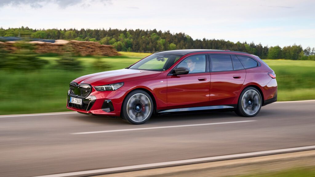 Test BMW i5 Touring M60 xDrive EV 601 pk G61 (2026)