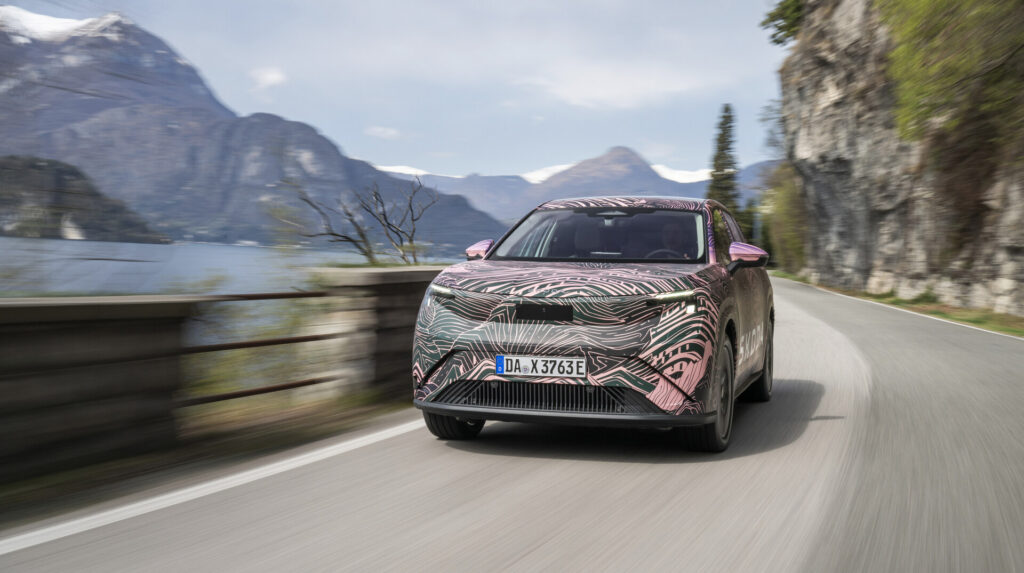 Skoda toont de gecamoufleerde Peaq: elektrische SUV met zeven zitplaatsen en 600 km bereik