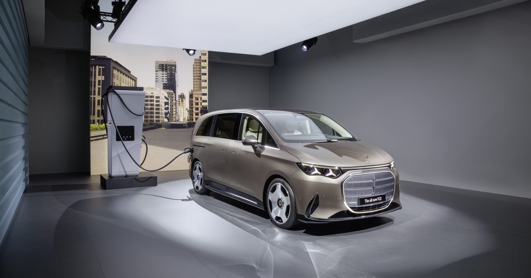 Nieuwe Mercedes VLE is voortaan elektrisch en schudt bestelwagenimago van zich af