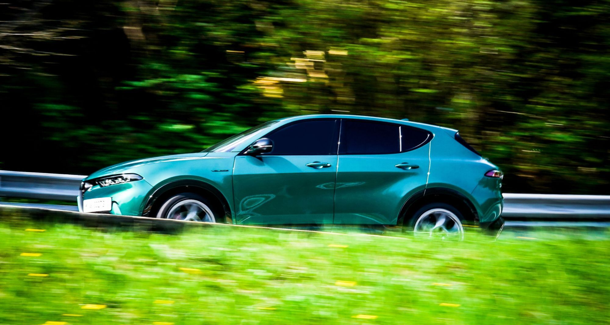 Test Alfa Romeo Tonale Ibrida: Italiaanse flair die jou een speciaal gevoel geeft