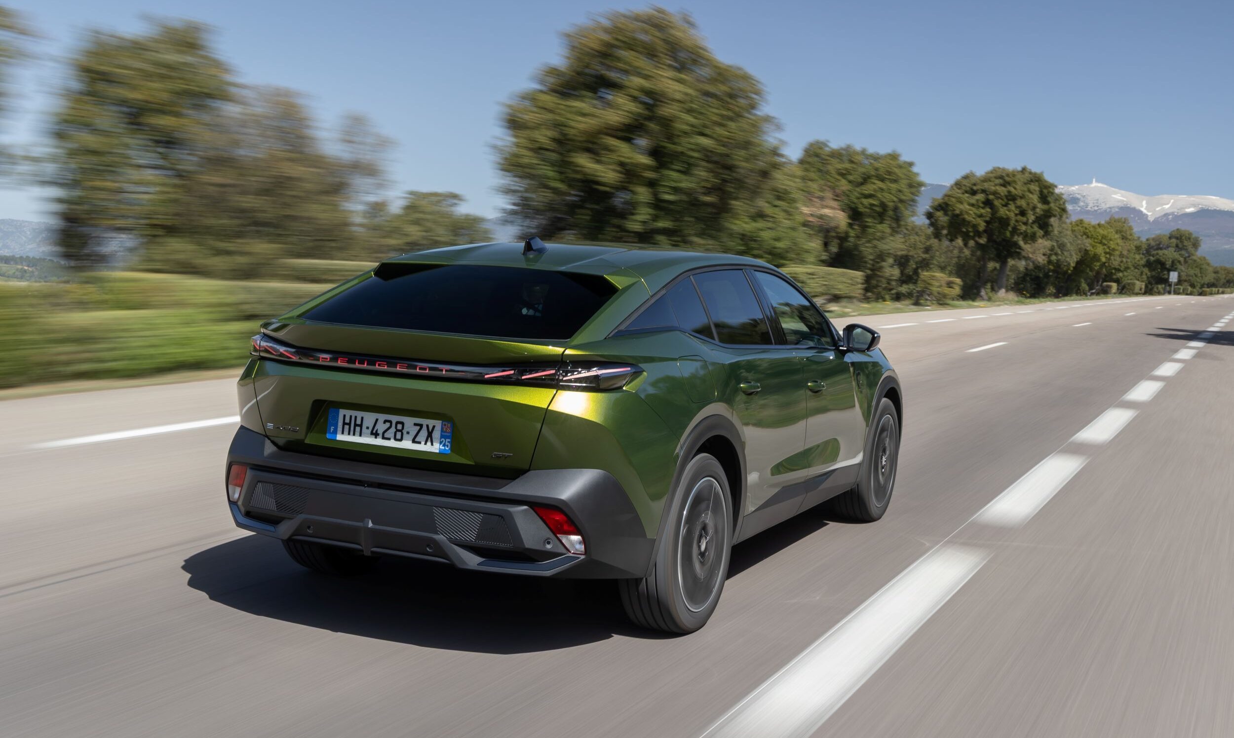 Test Peugeot E-408 58 kWh: interessante EV-keuze zorgt voor extra rijplezier, maar komt met beperking