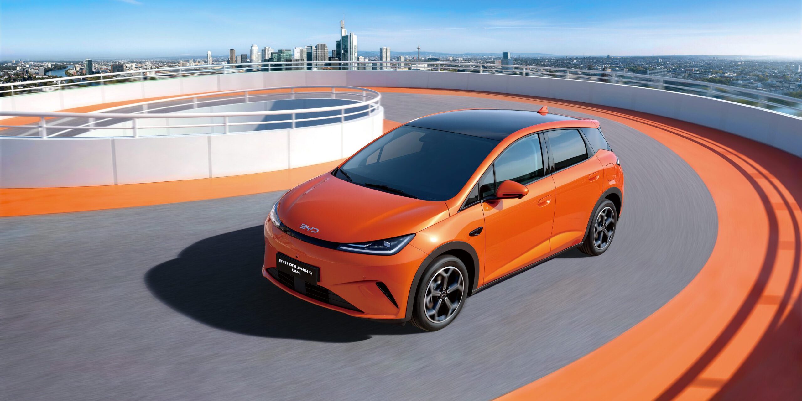 BYD Dolphin G DM-i: kleine plug-inhybride met groot rijbereik