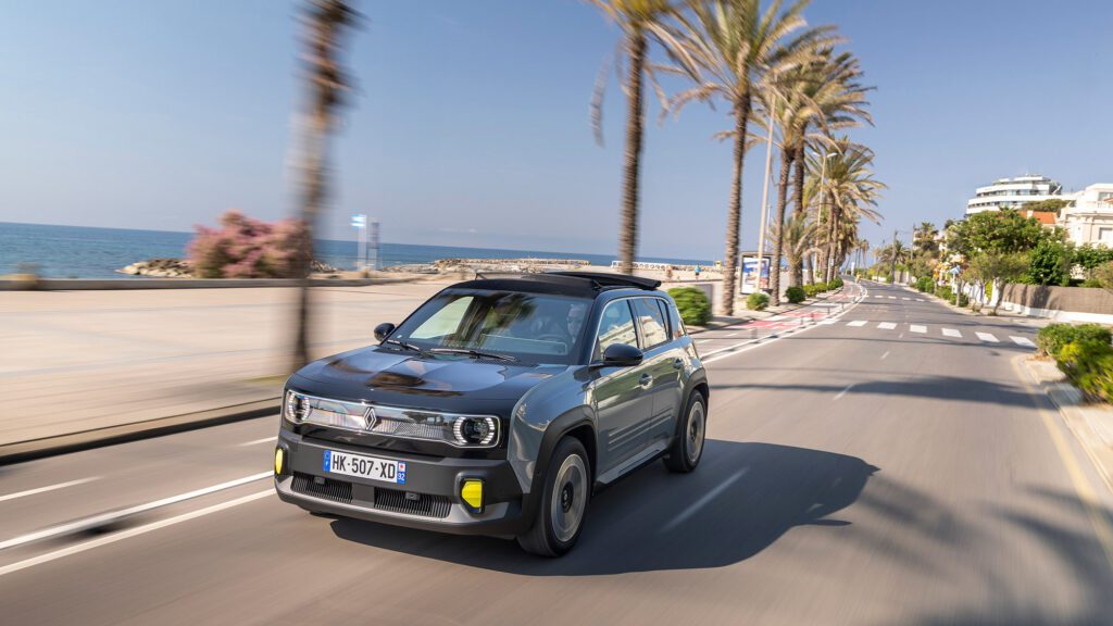 Test Renault 4 Plein Sud E-Tech Electric EV R4 cabrio 52 kWh 150 pk (2026)