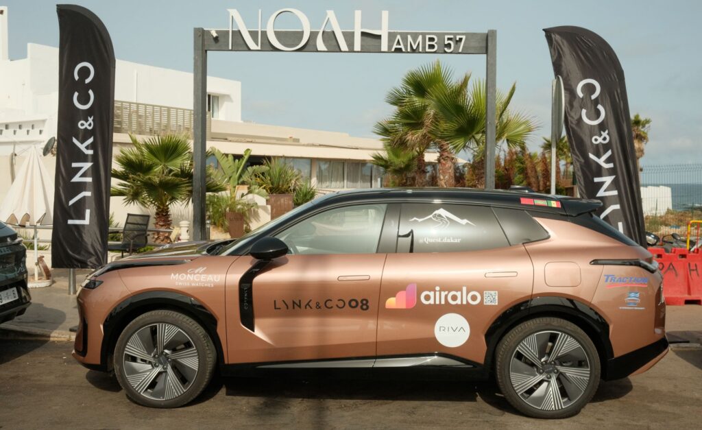 Lynk & Co 08 bewijst veelzijdigheid tijdens woestijnexpeditie van 3.200 kilometer 