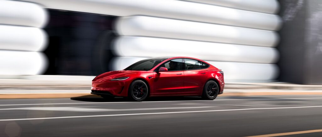 Update voor de Tesla 3 en Model Y: meer rijbereik, kleine wijzigingen in de configurator en geen prijsverhoging
